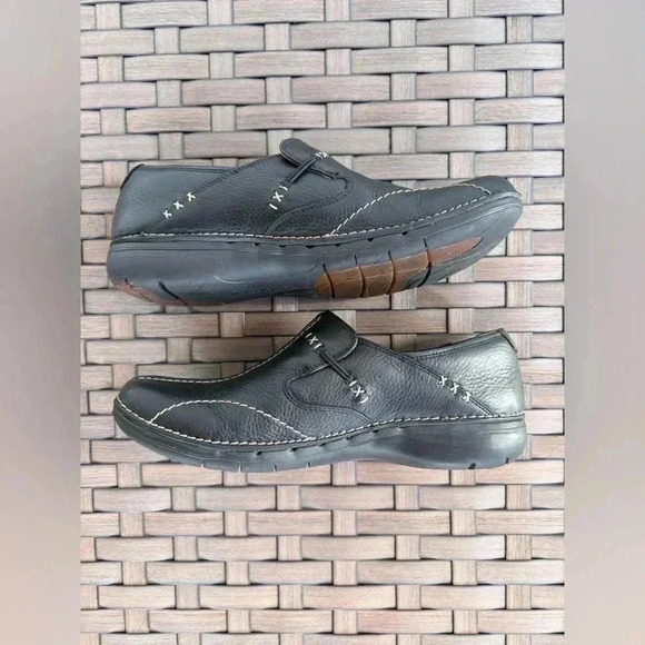 Clarks Unstructured Un Loop Black Leather Women’s Size 9.5‎ Rubber Sole - Picture 5 of 7